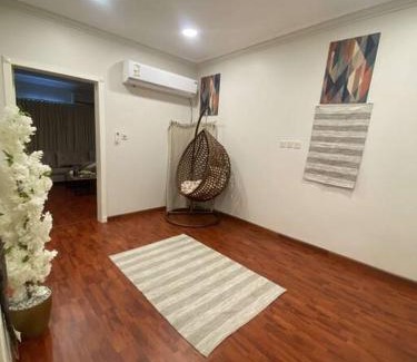 Al Hofuf Apartamento | شقة مكونة من غرفة وصالة