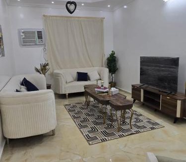 Jizan Apartamento | شقة مميزة غرفتين وصالة جيزان - وصول ذاتي