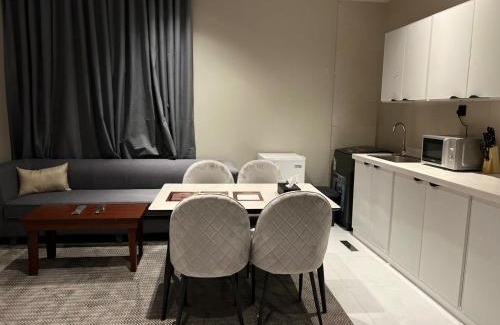 Al Baha Apartamento | شقق اناسي الوردية للشقق المخدومة