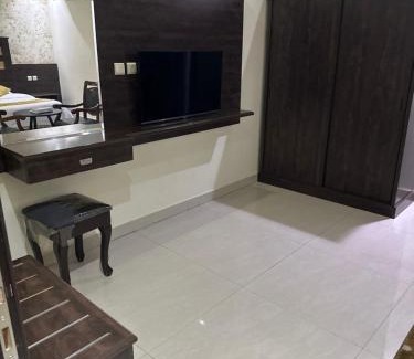 Buraydah Apartamento | شقق روز للشقق المخدومة