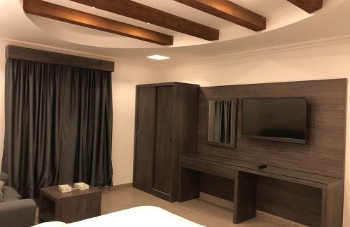 Al Ulaya Apartamento | شقق فيلا للشقق المخدومه