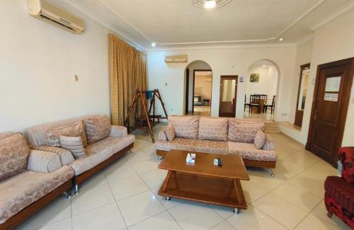 Al Khobar Apartamento | شقق منامي للشقق المخدومة-فئة التصنيف اقتصادي