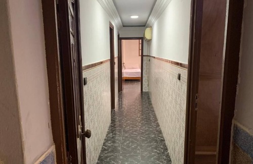 Beni Ansar Apartamento | غرفة مفوشة مشتركة One-Bedroom Apartment
