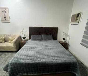 Tabuk Apartamento | غرفه فاخره 105