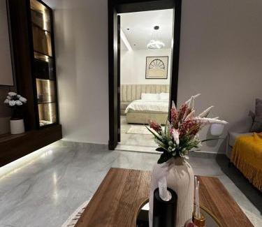 Sari Street Apartamento | غرفه وصاله فندقيه