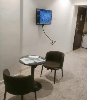 Mecca Hotel | فندق الخلفاء الفضي