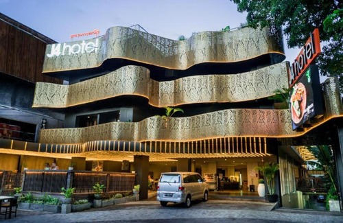 Tanjungbenoa Hotel | فندق جي فور بالي