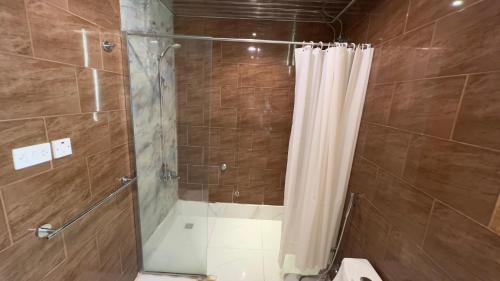 Buraydah Hotel | فندق راحة السلام