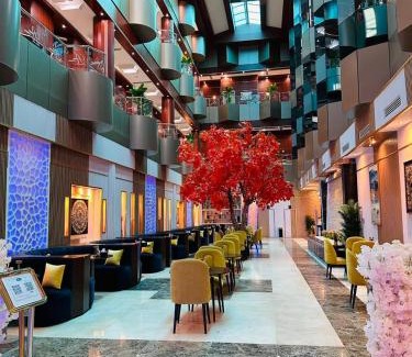 Al Hamra Hotel | فندق لافيرا ان- الرويبح Lavera in Hotel- Rowibeh