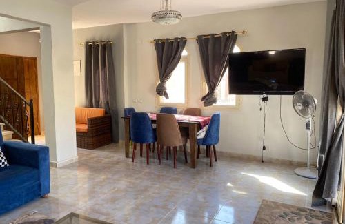 Marina El Alamein Apartamento | فيلا دوبلكس3 غرف نوم مكيفين داخل قريه بيرلا مارينا كيلو 90 عائلات فقط