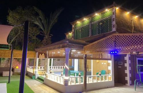 Al Kafrayn Chalet De Esquí | مزرعه الخال