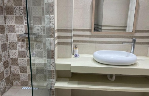 Swiss City Apartamento | هدوء مارينا