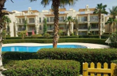 Sahl Hasheeh Apartamento | وحده فندقية باطلالة على حمام السباحة فى فيرندا سهل حشيش ريزورت