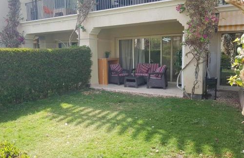 Sahl Hasheeh Apartamento | وحده فندقية باطلالة على حمام السباحة فى فيرندا سهل حشيش ريزورت