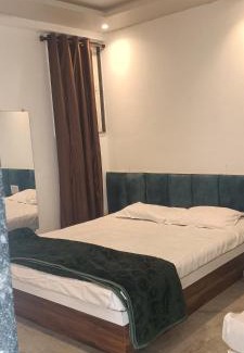 Akalkot Casa | महाराजा गेस्ट हाऊस नाशिककर