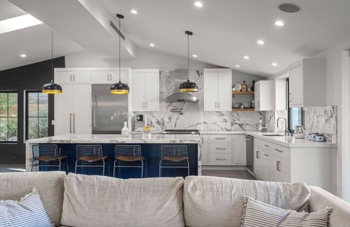 Woodland Hills Casa | ৎ୭ Coulson Street Retreat ৎ୭ W/Pool, BBQ&MORE