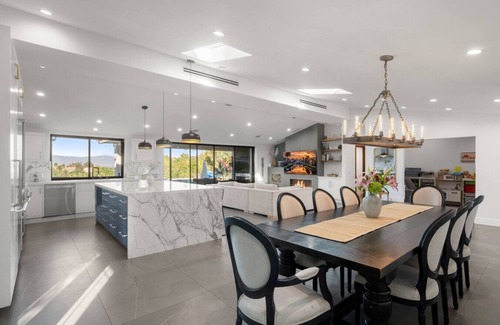 Woodland Hills Casa | ৎ୭ Coulson Street Retreat ৎ୭ W/Pool, BBQ&MORE