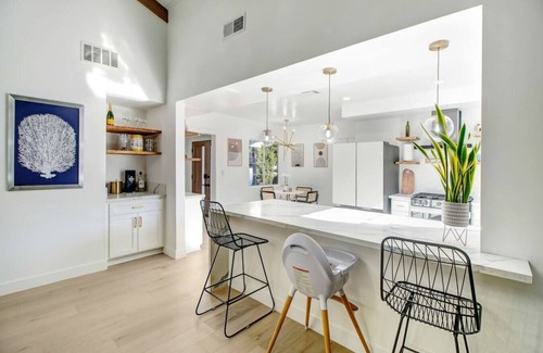 Woodland Hills Casa | ৎ୭ The Bigler Hideaway ৎ୭w/POOL&MORE