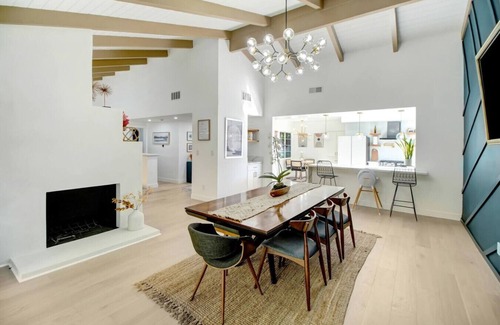 Woodland Hills Casa | ৎ୭ The Bigler Hideaway ৎ୭w/POOL&MORE
