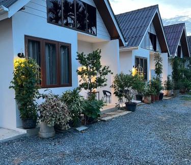 Laem Ngop Casa | ครูหนูบ้านพัก แหลมงอบ Krunou baanpak