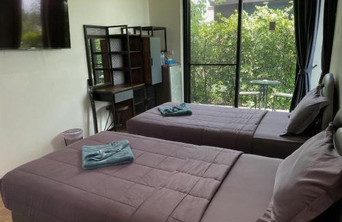 Samut Sakhon Complejo | คุณหนูแดง รีสอร์ท
