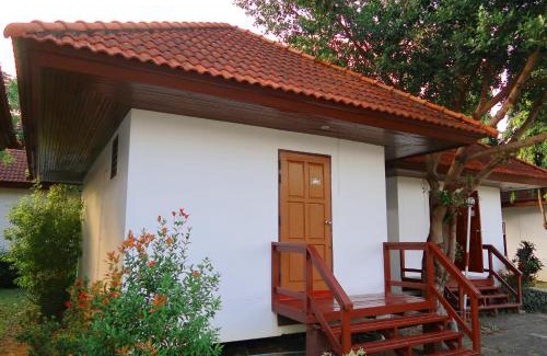 Ratchaburi Apartamento | ทริปเปิ้ล รีสอร์ท