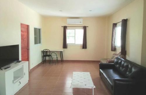 Nong Chaeng Casa | บ้านชาร์มมิ่ง บางเสร่ Charming Bangsaray