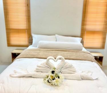 Ban Chang Casa | บ้านมินิมอล 2 ห้องนอน 2 ห้องน้ำ ใจกลางเมืองบ้านฉาง