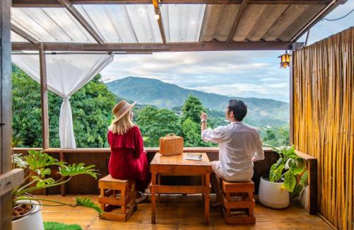 Mae Rim Cabina | บ้านลิ้นจี่โฮมสเตย์ Baan Lychee homestay