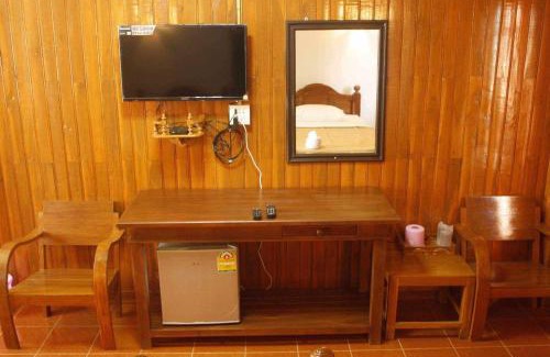 Phrae Casa | บ้านสวนกุหลาบแก้วรีสอร์ท