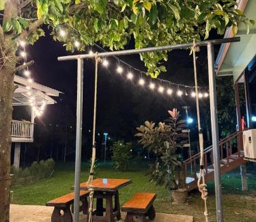 Ban Na Faek Casa | บ้านสวนริมธาร โฮมสเตย์ ท้ายเหมือง พังงา