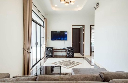 Hua Hin Complejo | บ้านอิ่มสุข พลูวิลล่า ชะอำ
