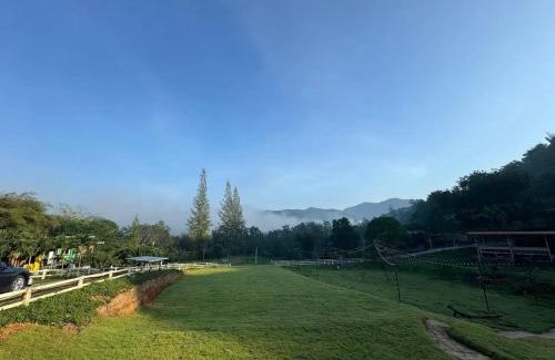 Suan Phueng Casa | บ้านเนินเขา รีสอร์ท&แคมป์ปิ้ง