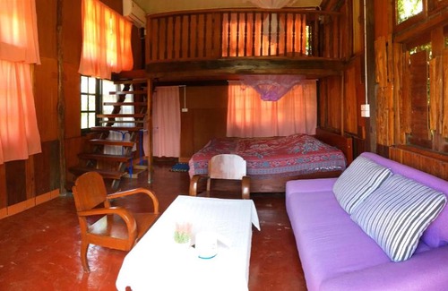 Mae Taeng Casa | บ้านเพื่อน อยู่ในป่า - Friend's house Homestay Mae Tang