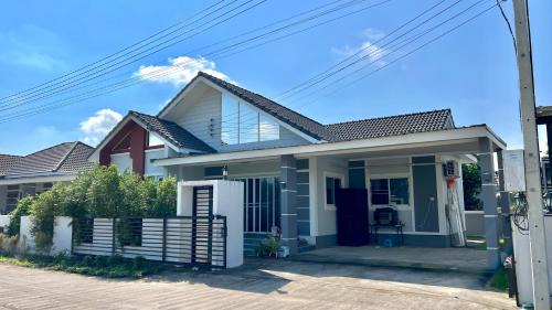 Hang Dong Apartamento | บ้านใหม่สไตล์นอร์ดิก Home Saendee สงบเงียบเป็นส่วนตัว