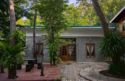 Uthai Thani Casa | พะแวงรีสอร์ท