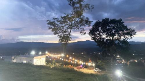 Tha Wang Pha Cama Y Desayuno | ภูโอบตะวันรีสอร์ต - Phu Oab Tawan Resort
