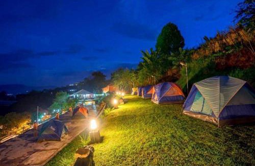 Mae Rim Otro | ม่อนหนาว ลานกางเต็นท์