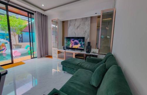 Sattahip Villa | วาญ่า พูลวิลล่า สัตหีบ