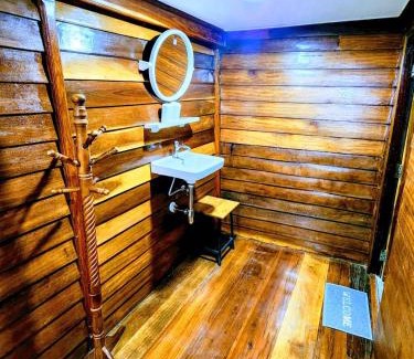 Manorom Casa | สบาย รีสอร์ท หางน้ำสาคร