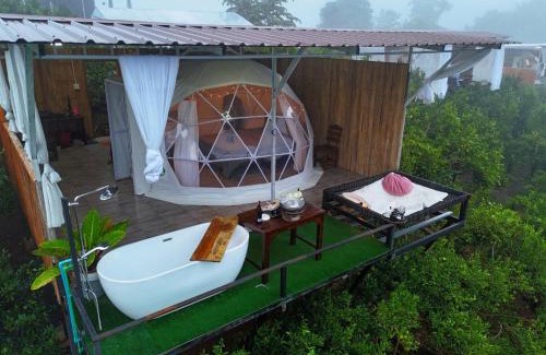 Mae Taeng Casa | สวนส้มลุงเก๊าโฮมสเตย์แม่แตง