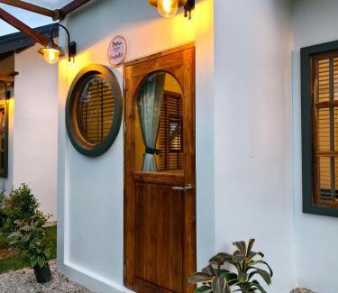 Nakhon Phanom Casa | อุ่นไอนา โฮมสเตย์ ณ นครพนม Aun-i-na Homestay Nakhonphanom