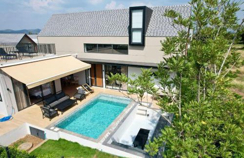 Mu Si Casa | แคนเทอเบอรี่ เขาใหญ่ พูลวิลล่า สระน้ำอุ่น CANTERBURY Khaoyai
