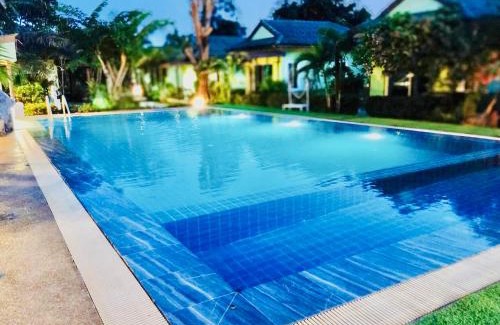 Pak Nam Pran Complejo | แสงหิรัญ บีช รีสอร์ท