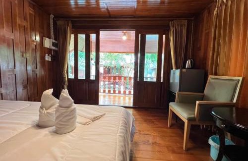 Khanom Otro | แสนสุข รีสอร์ท ขนอม