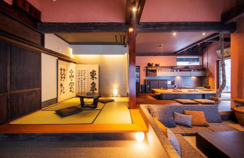 Takayama Casa | すみや落水邸