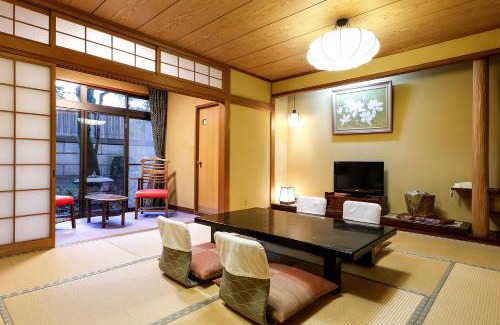Kinosaki Onsen Hotel | やなぎ荘別館鶴喜