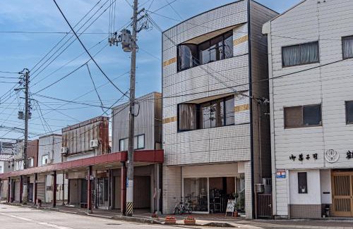 Sanjo Casa | ウェルカムミーイン