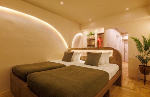 Yonabaru Apartamento | オーシャンビュー窓から見える景色を想い出にThe琉球タワー10A