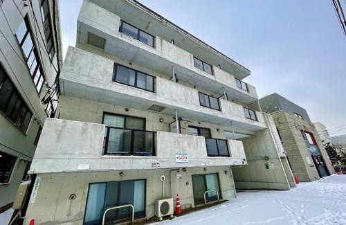 Kita Ward Apartamento | ｵｰﾅｰｽﾞﾙｰﾑｻｰﾋﾞｽｱﾊﾟｰﾄﾒﾝﾄSAPPORO北大north 駐車場あり